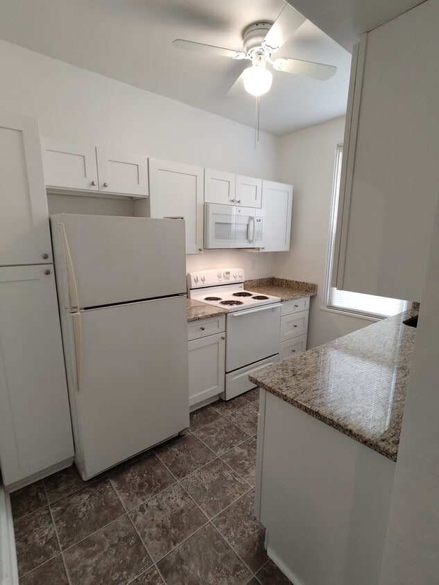 Primary Photo - 341 Boggs Ave