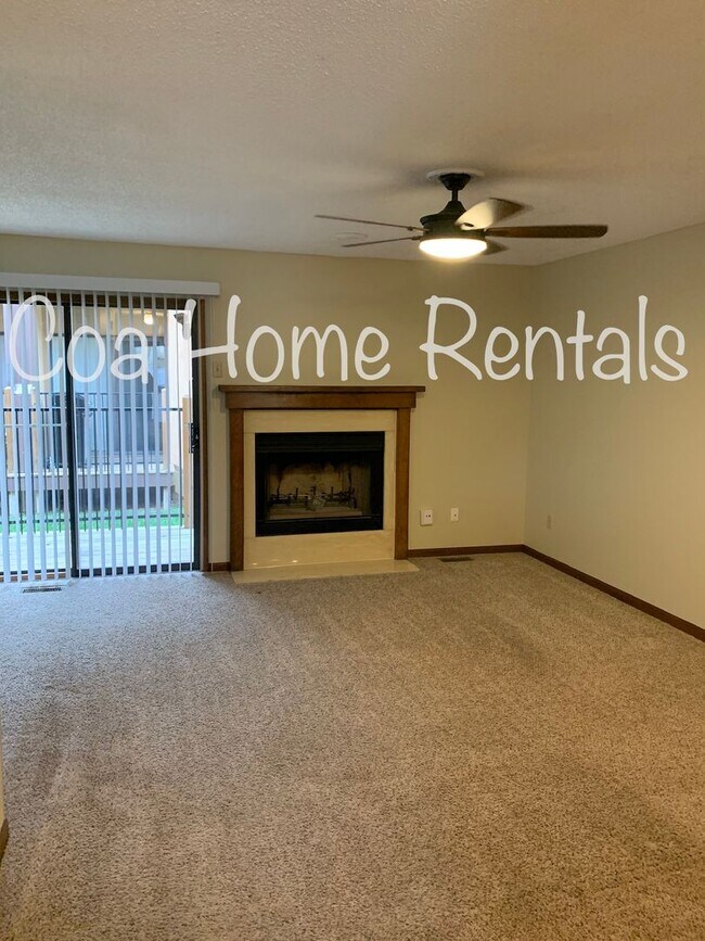 Foto del edificio - East Side Condo