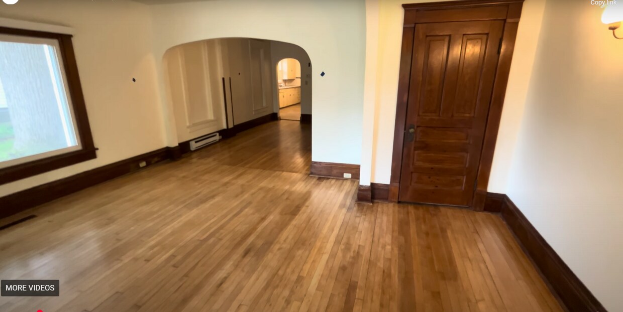 Foto principal - 1026 Oxford Ave