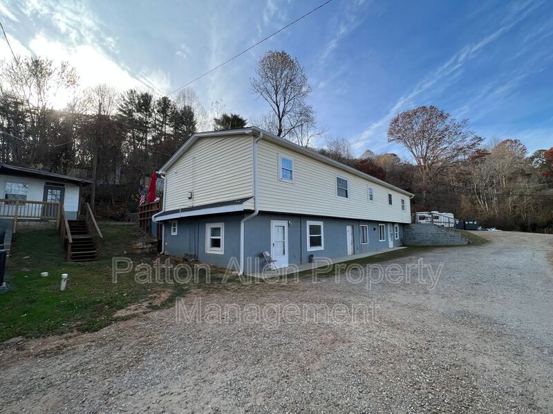 239 Cedar Hill Rd Unit 6 Swager, Asheville, NC 28806 Condo for Rent