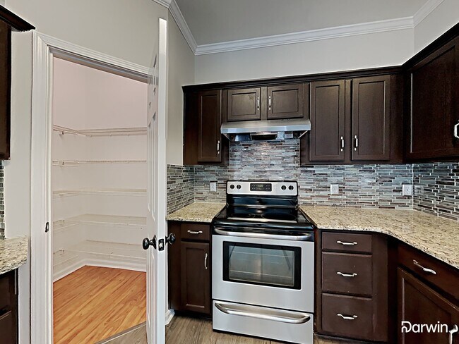 Foto del edificio - 1015 Clearbrook Road, Matthews, NC 28105