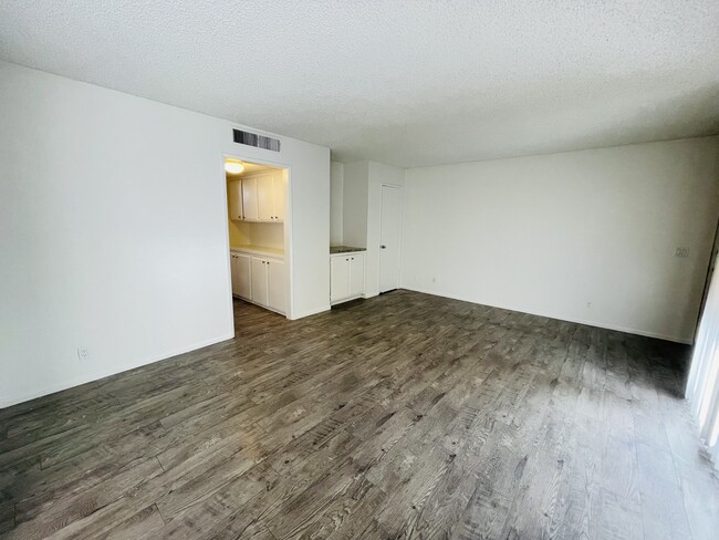 Unit #104 Living Room - 13956 Vanowen St