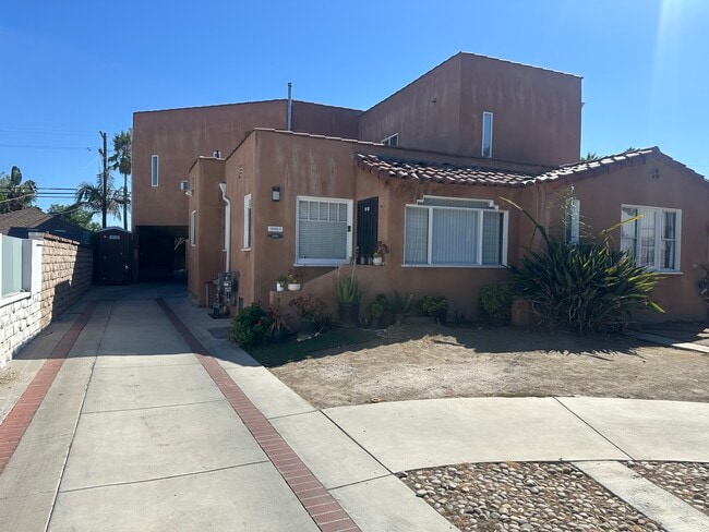Building Photo - 14352 Tiara St
