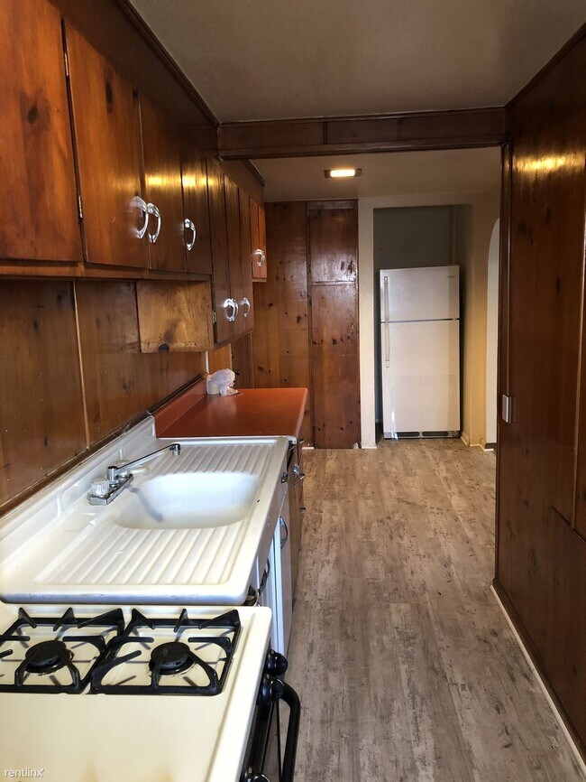 Foto del edificio - 1 br, 1 bath  - 509 3rd St