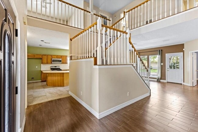 Building Photo - 6807 Elmscott Dr
