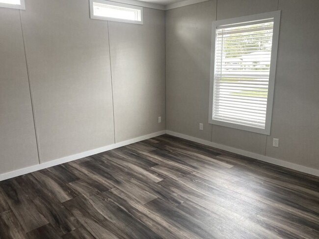 Foto del edificio - Brand new Manufactured home