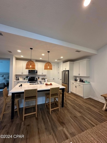 Foto del edificio - 8501 Dreams Float Ct