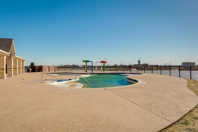 Building Photo - 1308 River Oak Ln