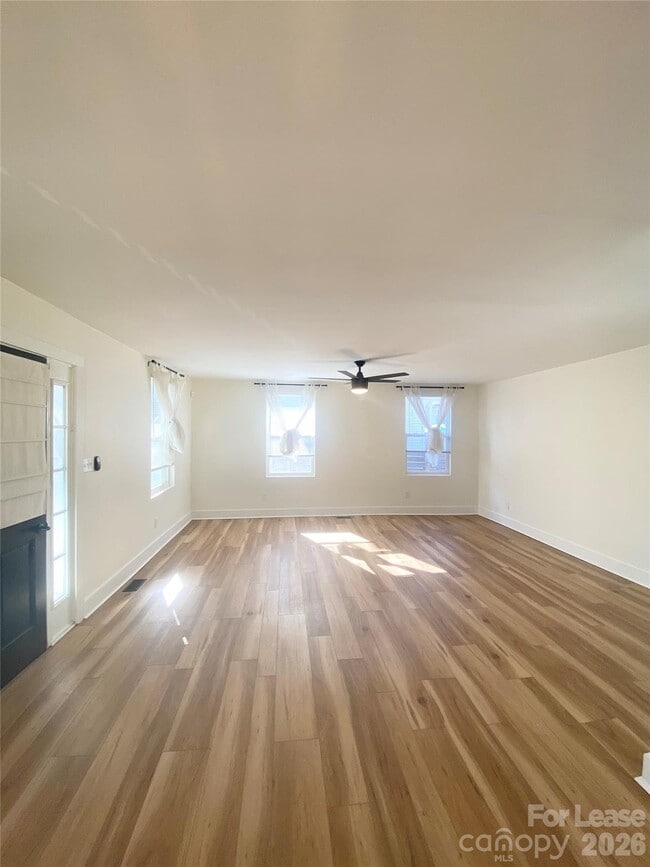 Building Photo - 1817 Rush Wind Dr