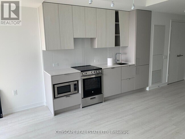 Building Photo - 3883 Quartz Rd