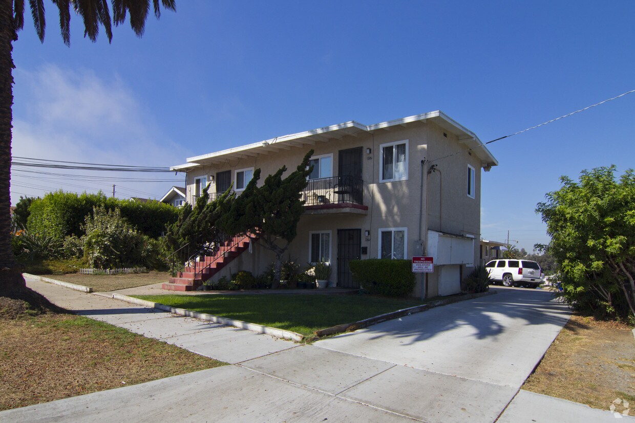 Primary Photo - 901-923 E 2nd St