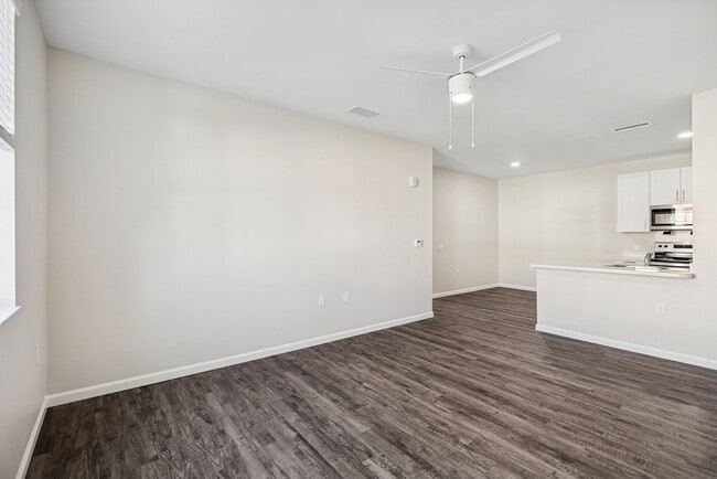 Building Photo - Whispering Oaks