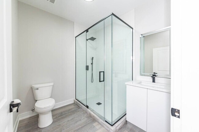 Foto del edificio - 2000 W 22nd Pl
