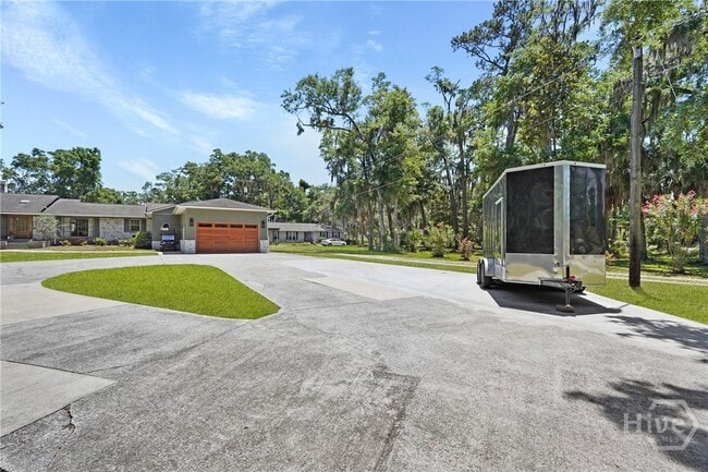 Building Photo - 1112 Walthour Rd