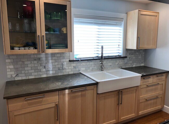 cocina - 5550 Traffic Way