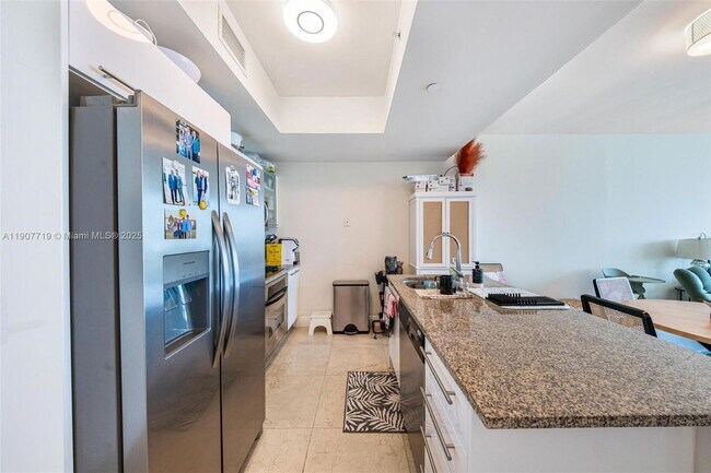 Foto del edificio - 888 Biscayne Blvd