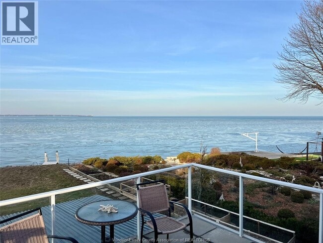 Building Photo - 11360 Riverside Dr E