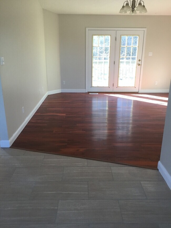 Foto del edificio - Home in Gibbs Community Available