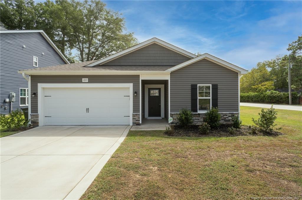 Foto principal - 1213 Branson St