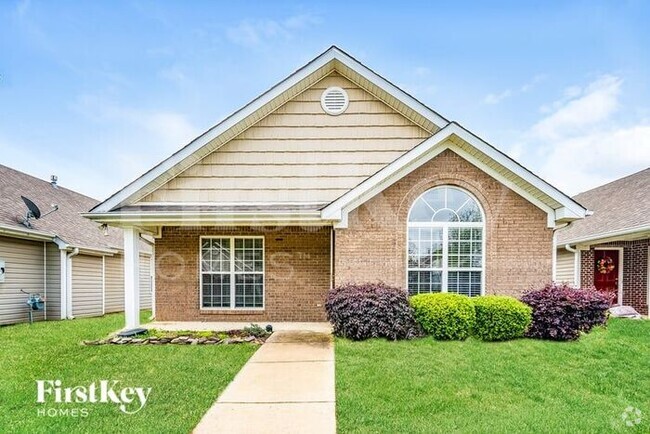 Building Photo - 138 Village Dr