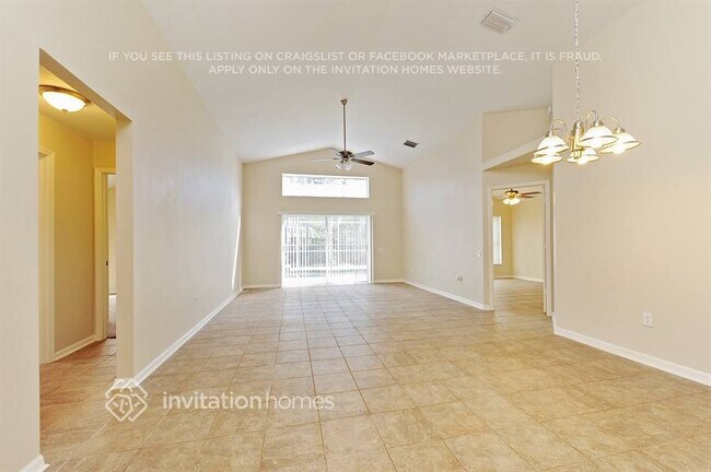 Building Photo - 29947 Morningmist Dr