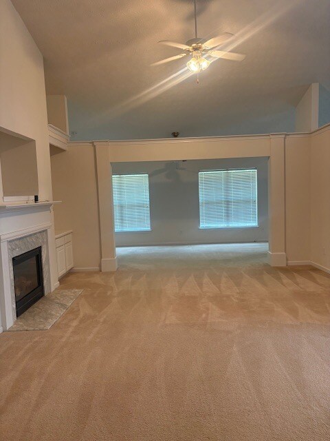 Building Photo - 95 Saddlebrook Ct