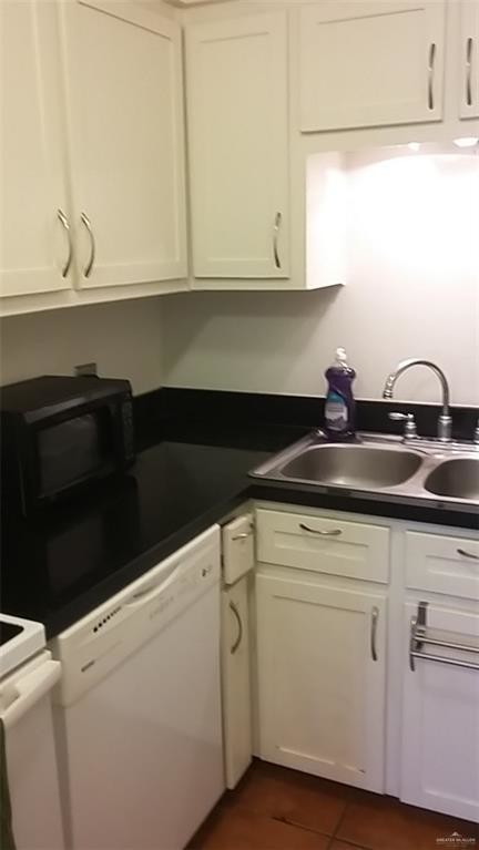 Foto del edificio - 1418 Beech Ave