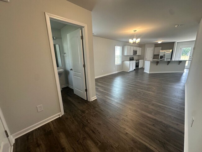 Building Photo - 292 Chinook Ln