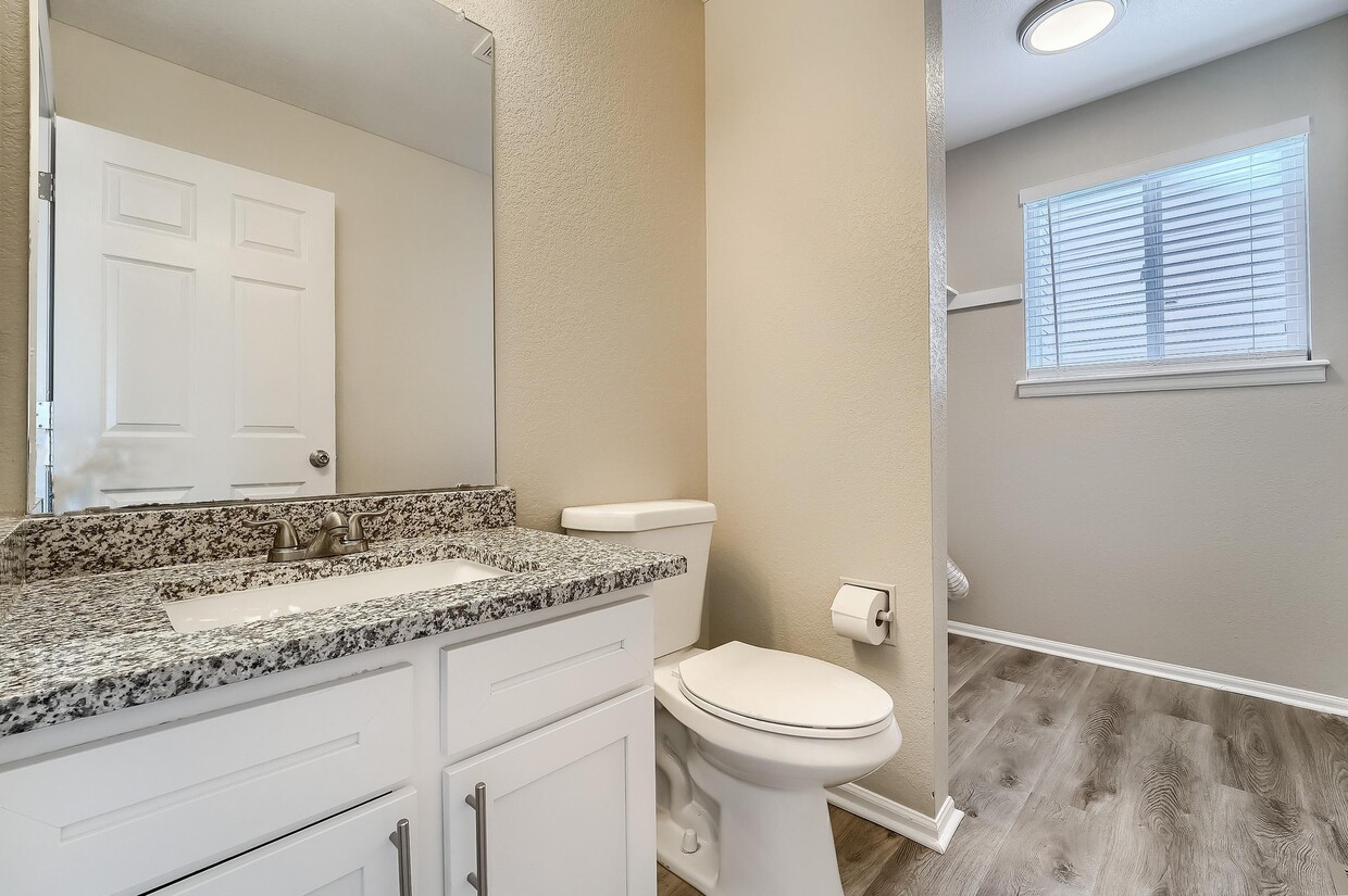 Foto principal - 13498 Garfield St