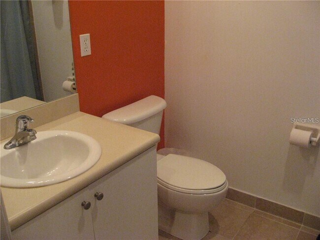 Foto del edificio - 8342 Bernwood Cove Loop