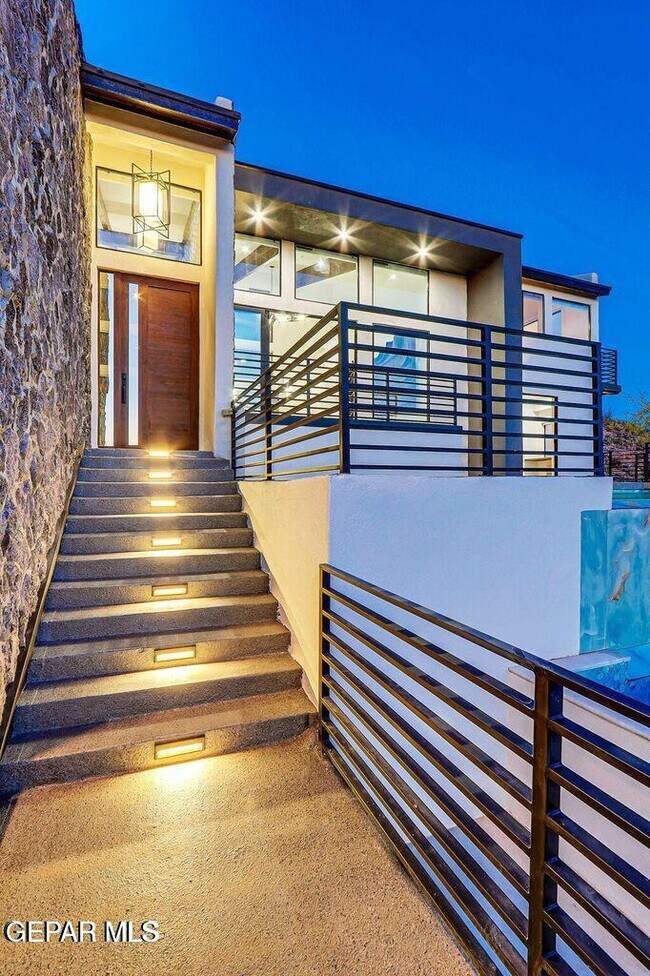 Foto del edificio - 4108 Metetuye Ln