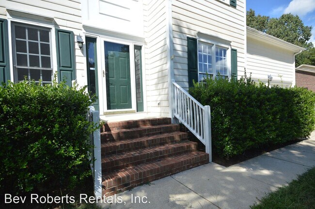 Building Photo - 3 br, 2.5 bath House - 106 Covewood Court