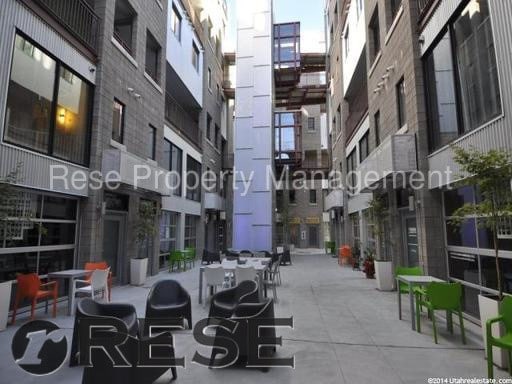 Foto del edificio - 360 W Broadway