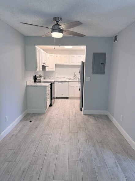 Photo - 2109 SE Edler Dr Apartment