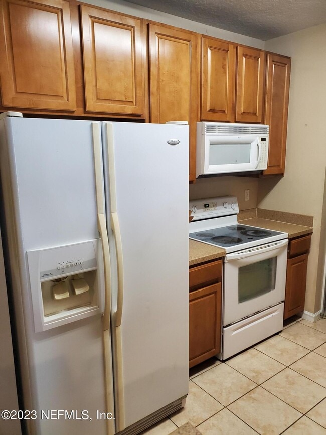 Building Photo - 785 Oakleaf Plantation Pkwy