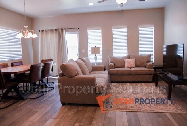 Building Photo - 1356 Stewart Falls Dr