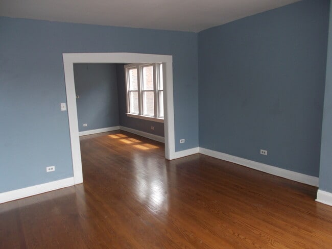Building Photo - 5931 S Campbell Ave