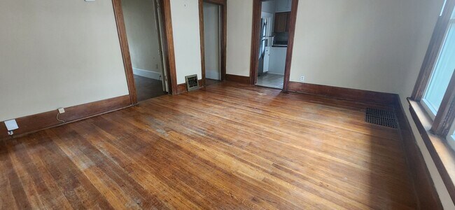 Foto del edificio - Beautiful 2 Bedroom / 1 Bath House