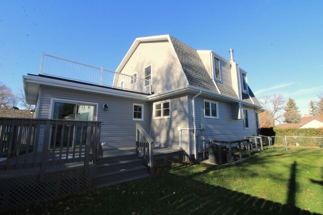 Foto del edificio - 208 7th Ave SE