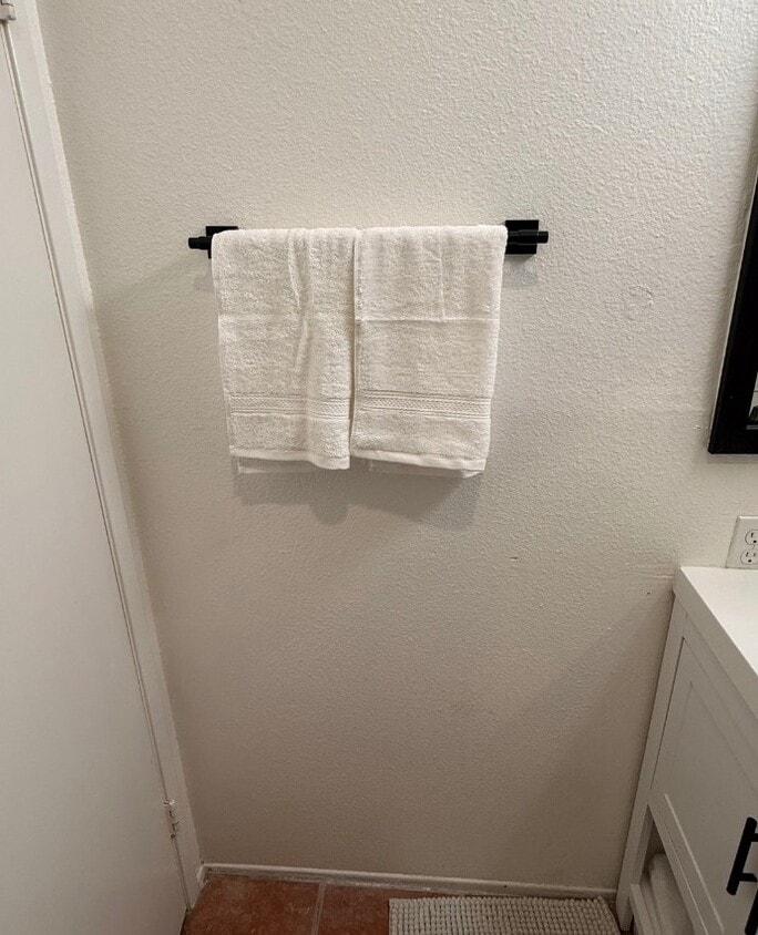 Photo - 2240 N Legion Dr (Signal Hill, CA)