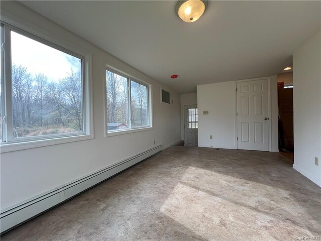 Building Photo - 6493 US-209
