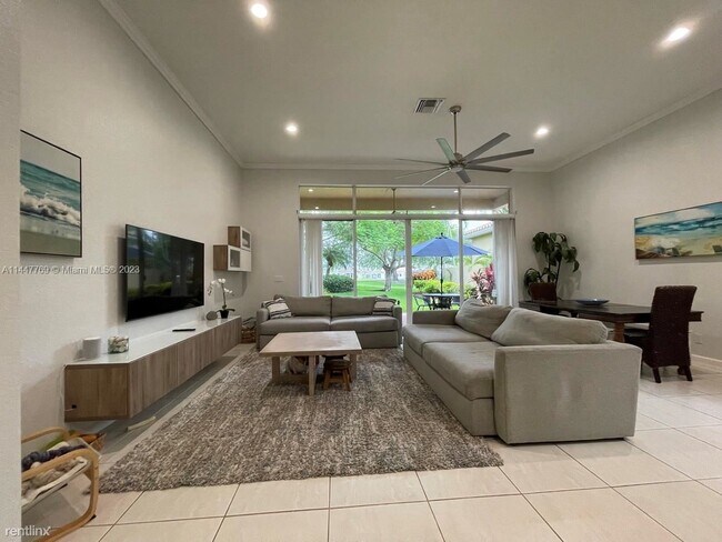 Foto del edificio - 3 br, 3 bath House - 2470 Bay Isle Ct