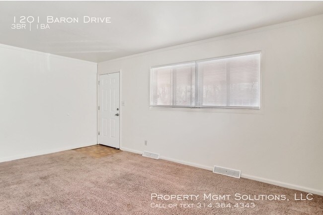 Foto del edificio - 1201 Baron Ave