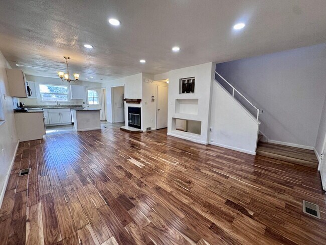 Photo - 2507 Rainbow Dr-55 Townhome