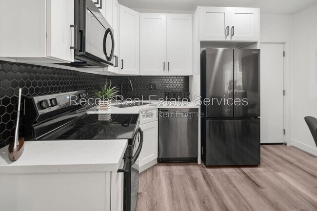 Foto del edificio - 4988 Genesee Ave