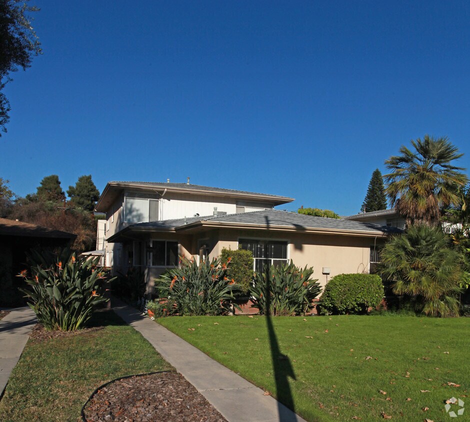Primary Photo - 1605 Riverside Dr