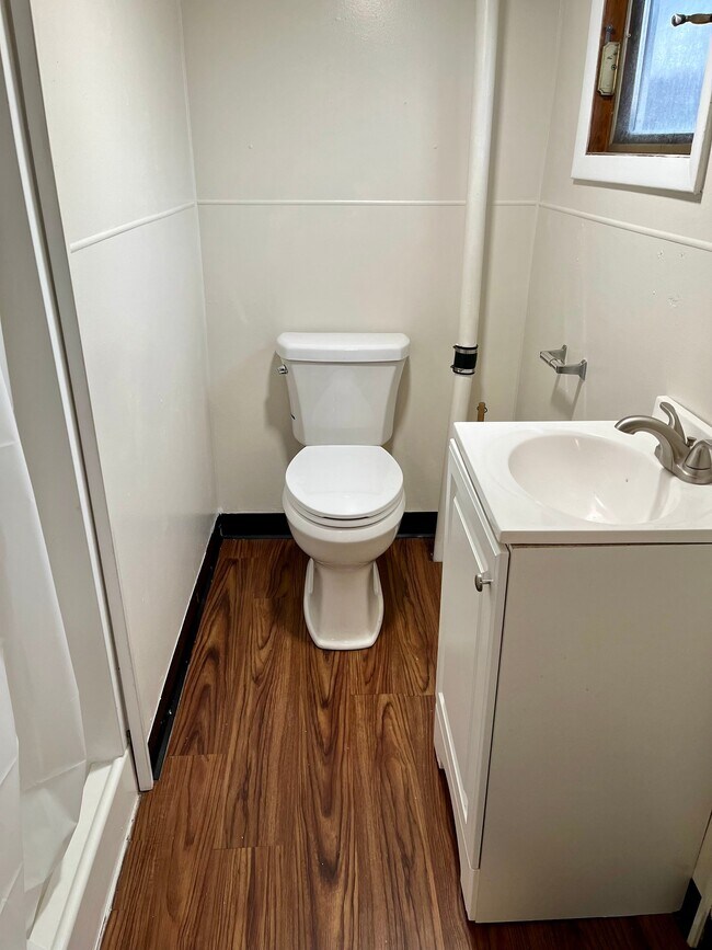 Foto del edificio - 323 Brook St