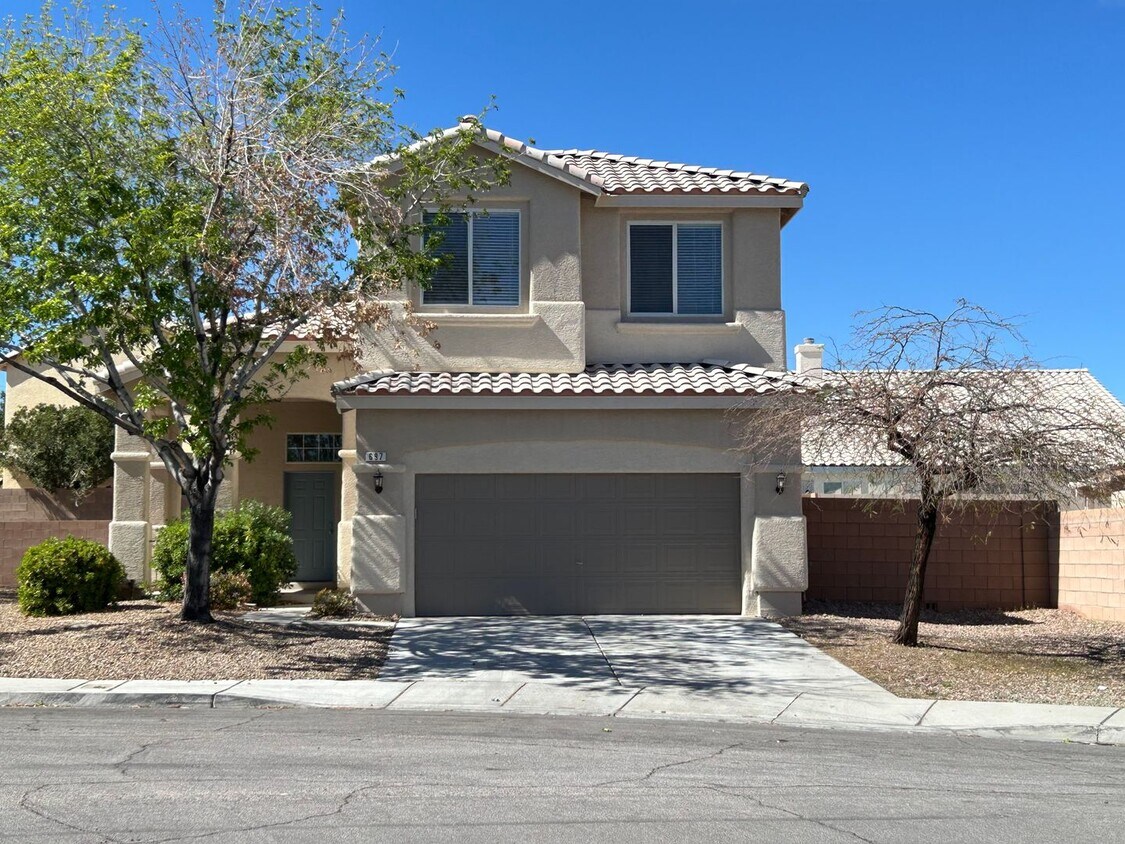 Foto principal - Beautiful Green Valley Home