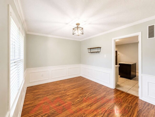 Building Photo - 6934 Wynterhall Dr