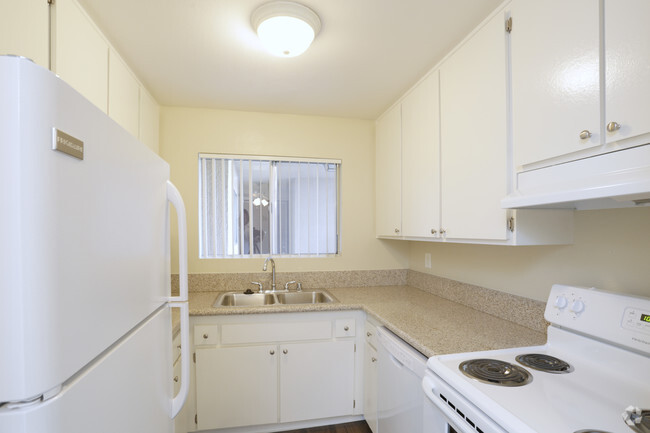 2 BR, 1 BA- Kitchen 2 - Villa Pacific Apartments